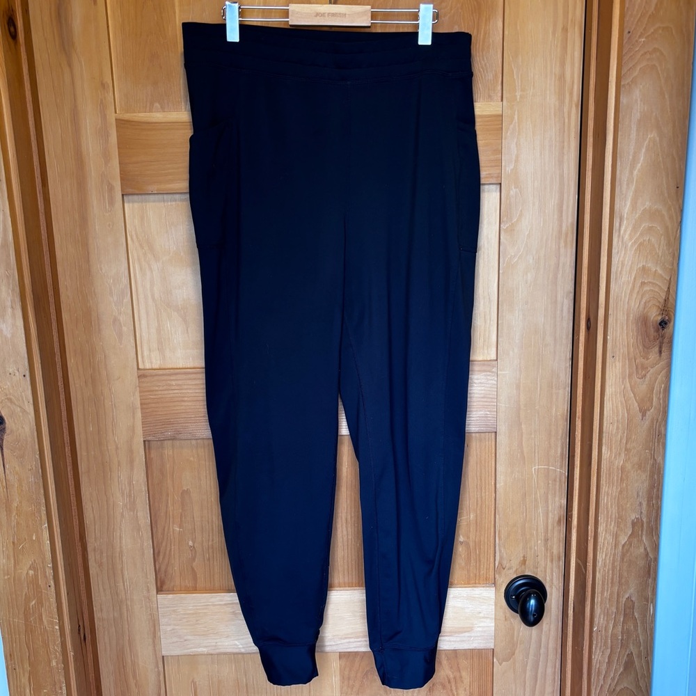 🌺🌺🌺3/25 Fabletics Jogger Pants